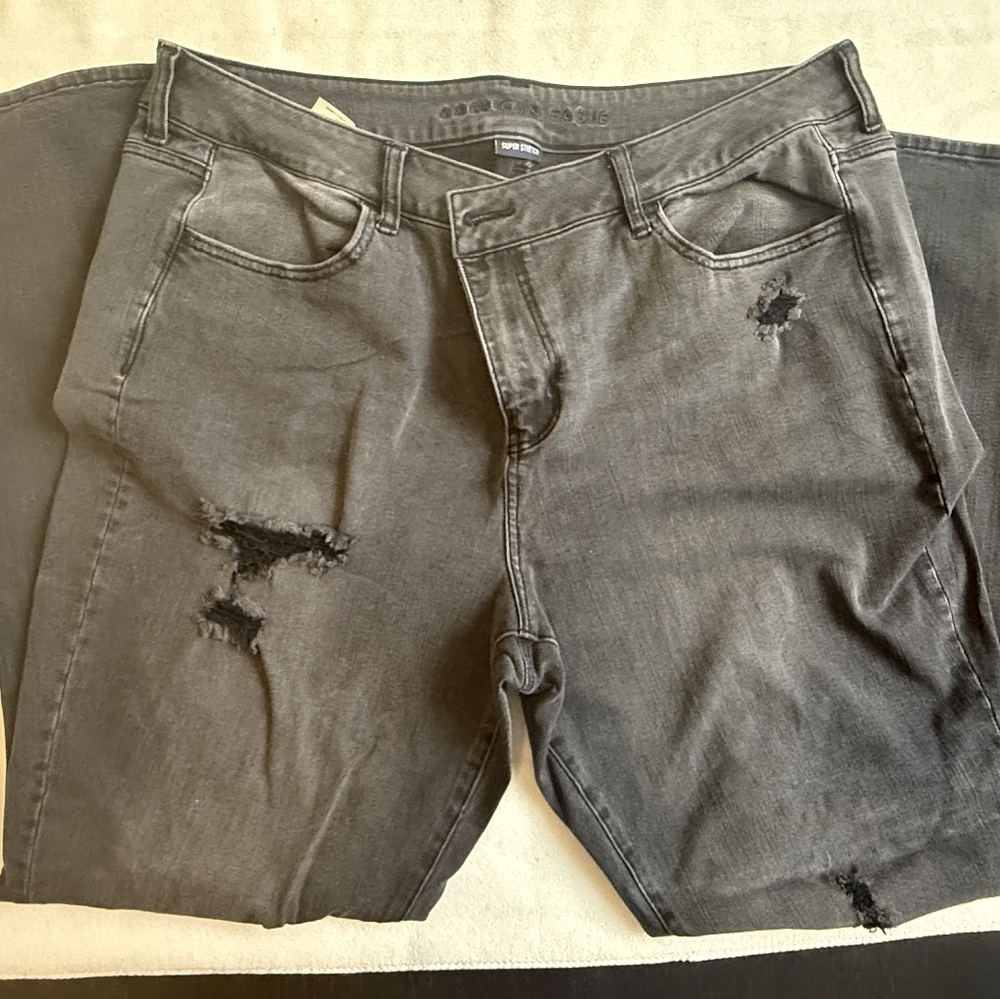 American Eagle Plus Size Women's Distressed Super Stretch Black Wash Jeans